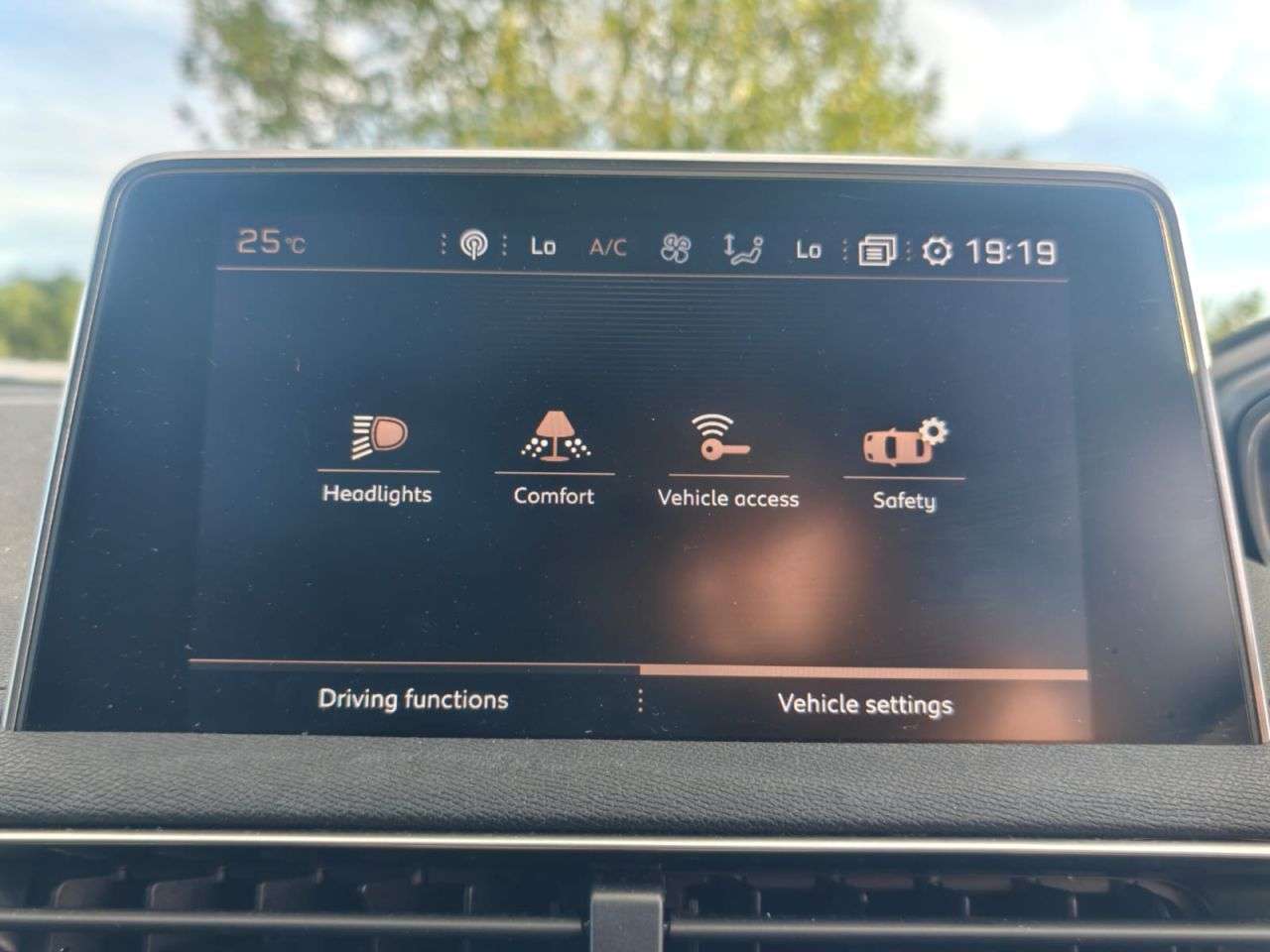 2018 PEUGEOT 3008 2018 PEUGEOT 3008