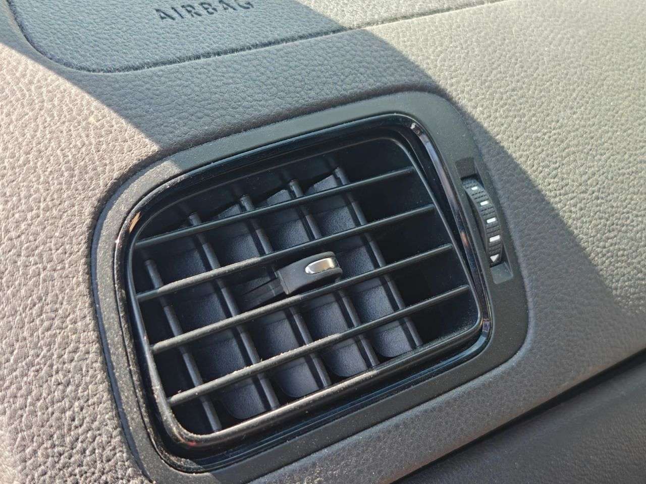 2015 VOLKSWAGEN POLO 2015 VOLKSWAGEN POLO
