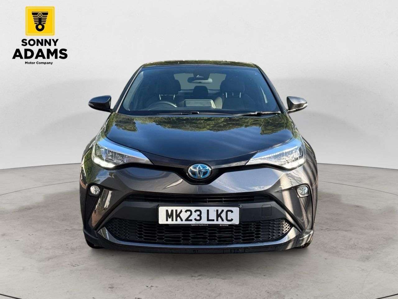 A 2023 TOYOTA C-HR 1.8 VVT-h GPF Icon SUV 5dr Petrol Hybrid CVT Euro 6 (s/s) (122 ps) A 2023 TOYOTA C-HR 1.8 VVT-h GPF Icon SUV 5dr Petrol Hybrid CVT Euro 6 (s/s) (122 ps)