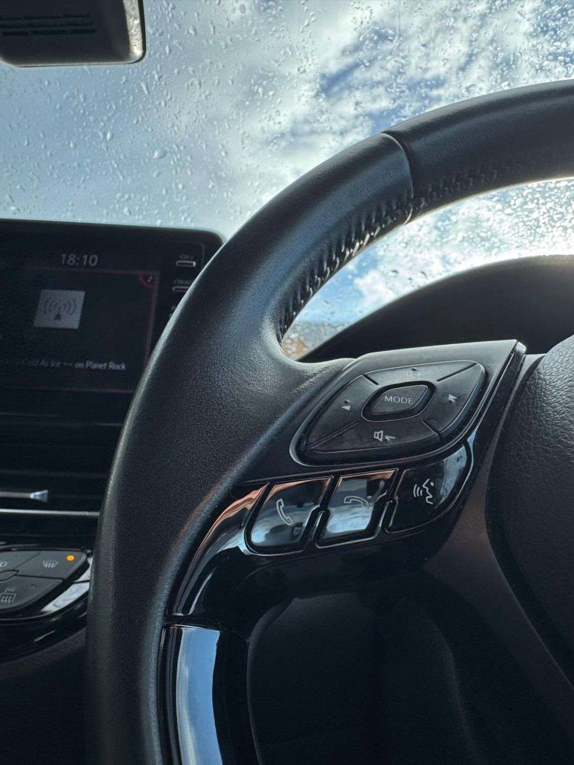 2023 TOYOTA C-HR 2023 TOYOTA C-HR