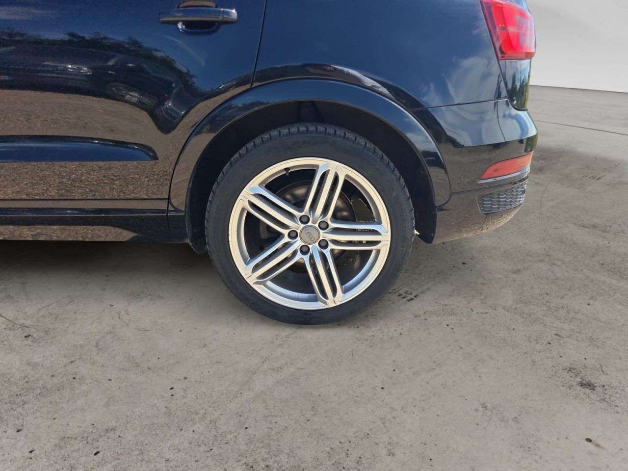 2015 AUDI Q3 2015 AUDI Q3