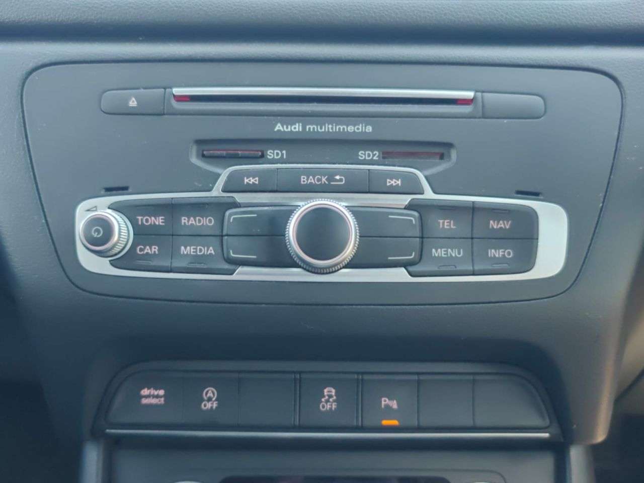 2015 AUDI Q3 2015 AUDI Q3