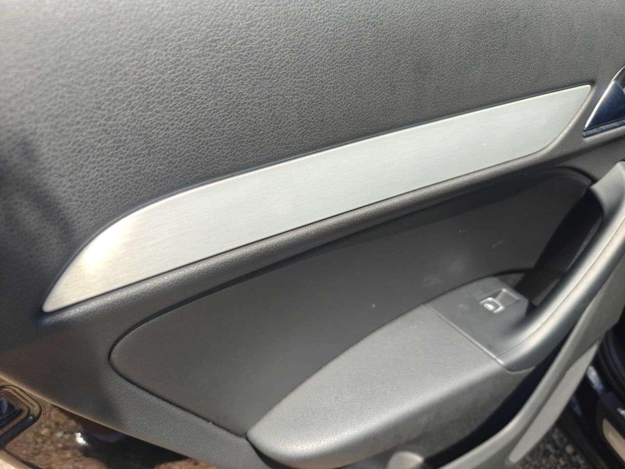 2015 AUDI Q3 2015 AUDI Q3