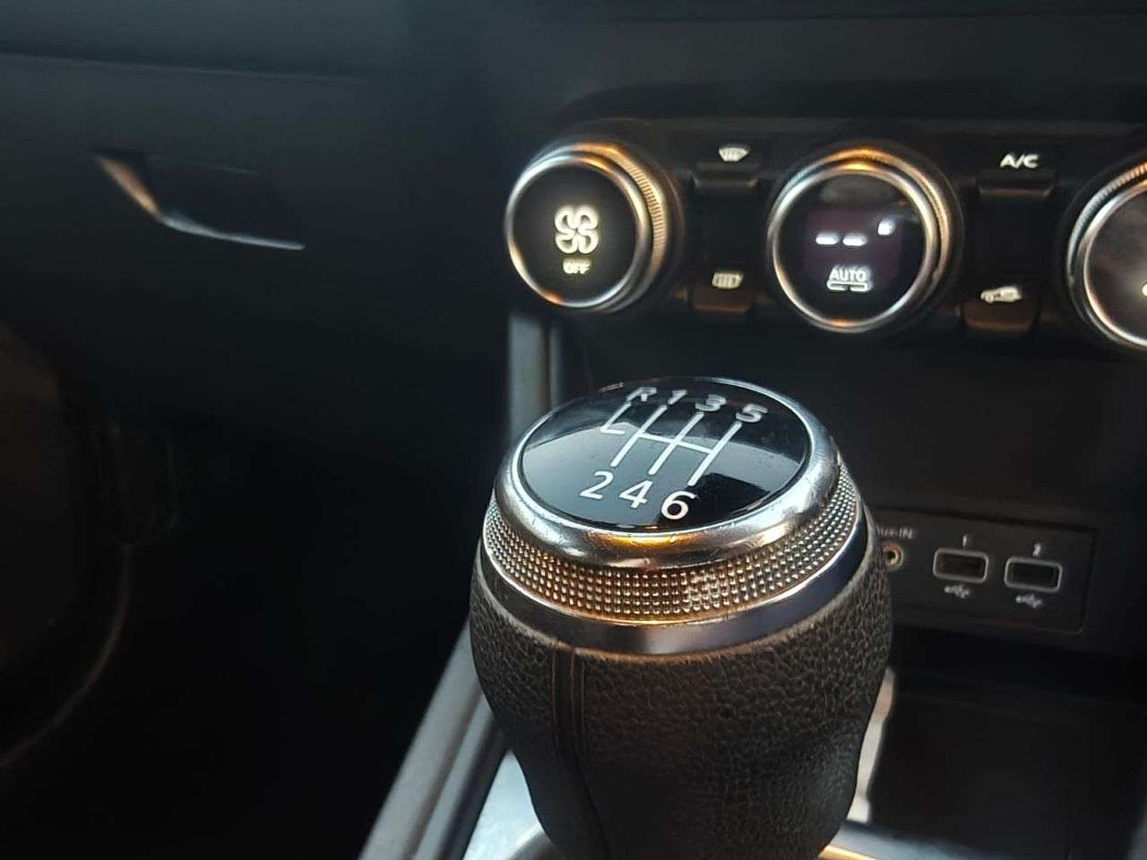 2020 RENAULT CAPTUR 2020 RENAULT CAPTUR