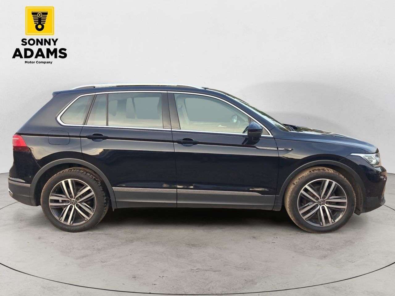 A 2020 VOLKSWAGEN TIGUAN 1.5 TSI Elegance SUV 5dr Petrol DSG Euro 6 (s/s) (150 ps) A 2020 VOLKSWAGEN TIGUAN 1.5 TSI Elegance SUV 5dr Petrol DSG Euro 6 (s/s) (150 ps)