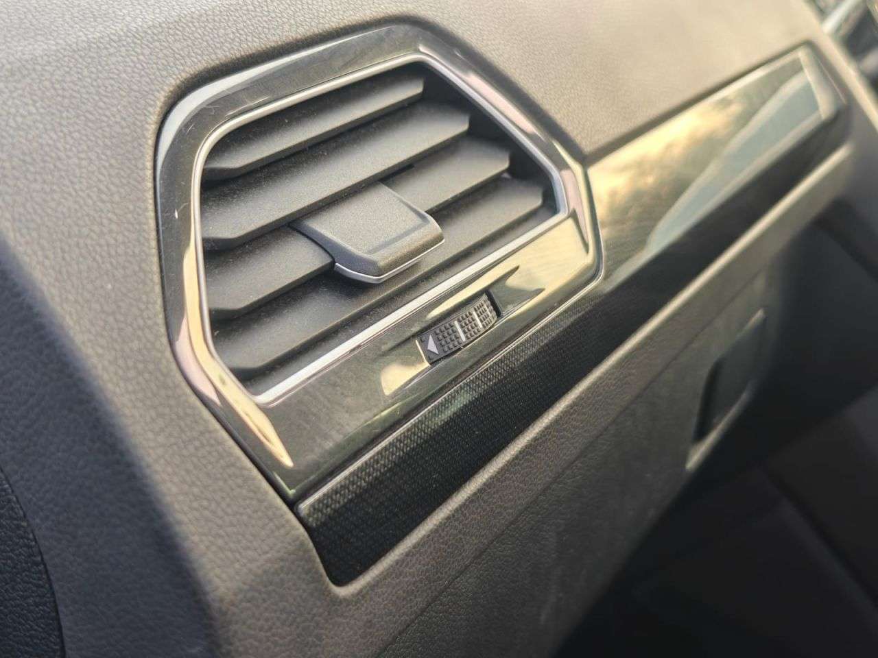 2020 VOLKSWAGEN TIGUAN 2020 VOLKSWAGEN TIGUAN
