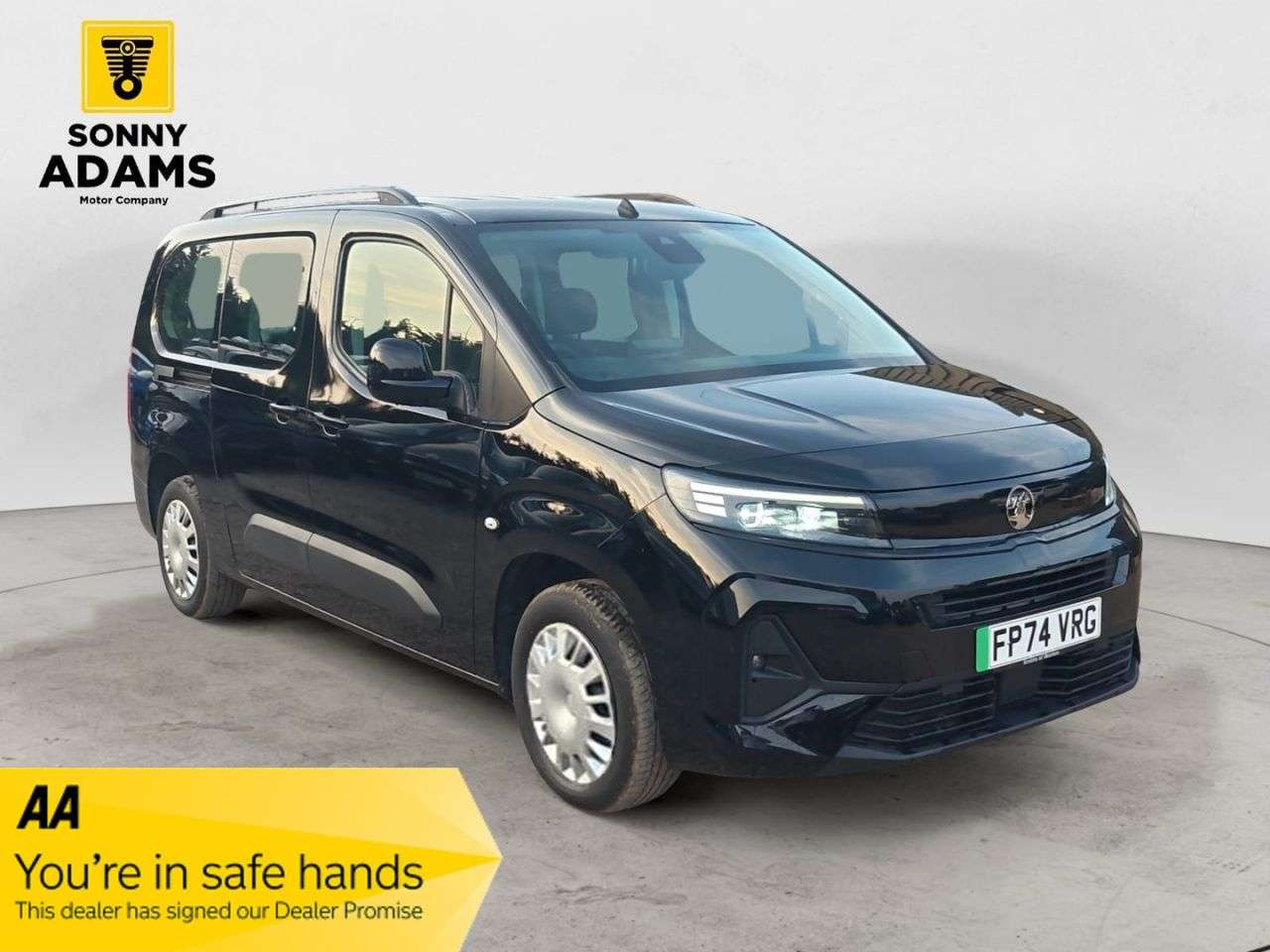 A 2025 VAUXHALL COMBO LIFE ELECTRIC 52kWh Design XL MPV 5dr Electric Auto (11kW Charger) (136 ps) A 2025 VAUXHALL COMBO LIFE ELECTRIC 52kWh Design XL MPV 5dr Electric Auto (11kW Charger) (136 ps)