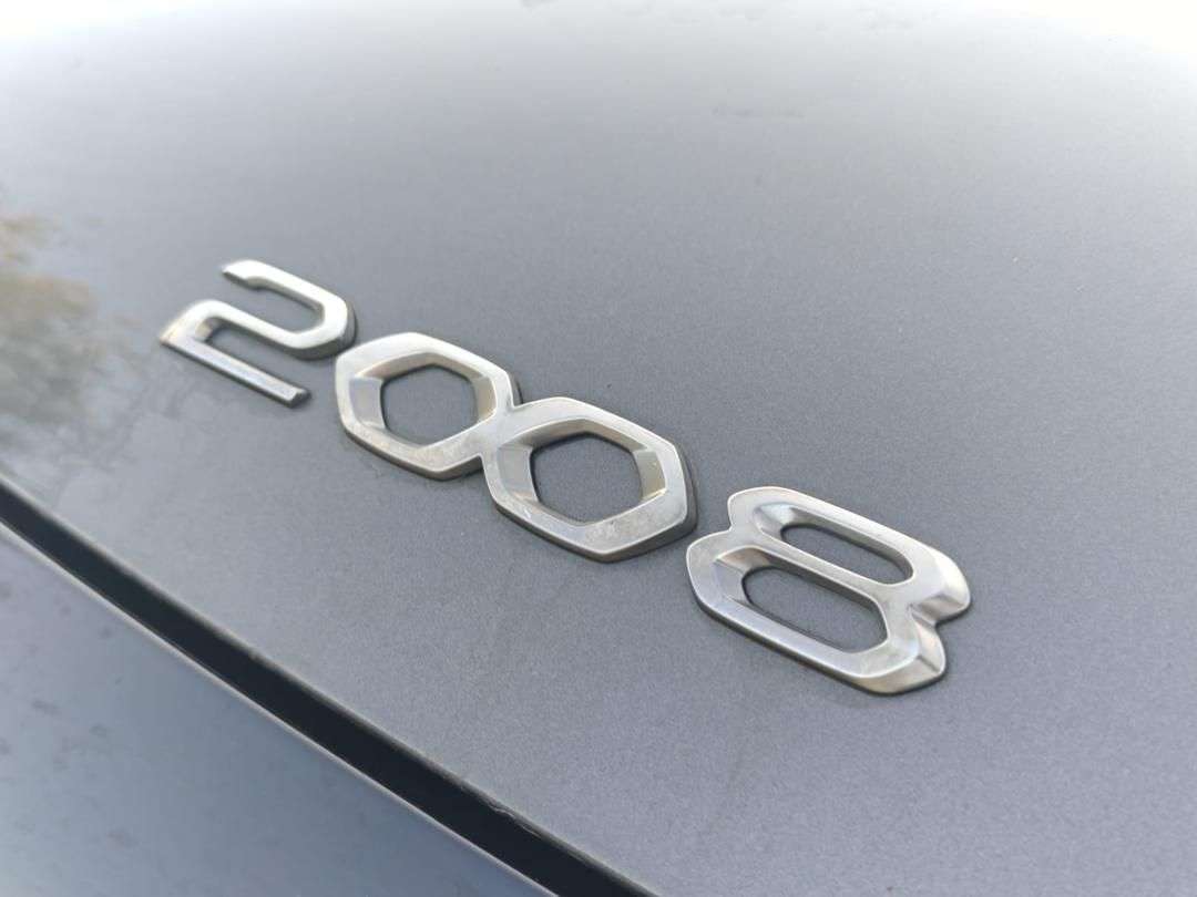 2023 PEUGEOT 2008 2023 PEUGEOT 2008