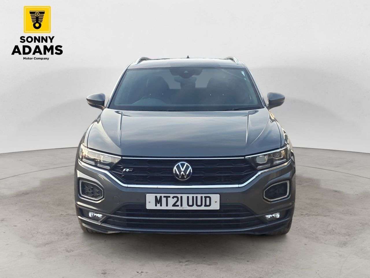 A 2021 VOLKSWAGEN T-ROC 1.5 TSI GPF EVO R-Line SUV 5dr Petrol DSG Euro 6 (s/s) (150 ps) A 2021 VOLKSWAGEN T-ROC 1.5 TSI GPF EVO R-Line SUV 5dr Petrol DSG Euro 6 (s/s) (150 ps)
