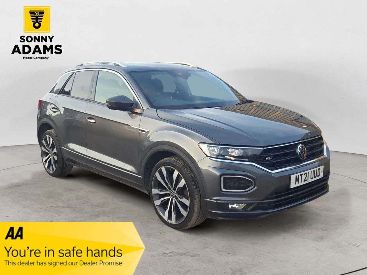 A 2021 VOLKSWAGEN T-ROC 1.5 TSI GPF EVO R-Line SUV 5dr Petrol DSG Euro 6 (s/s) (150 ps) A 2021 VOLKSWAGEN T-ROC 1.5 TSI GPF EVO R-Line SUV 5dr Petrol DSG Euro 6 (s/s) (150 ps)