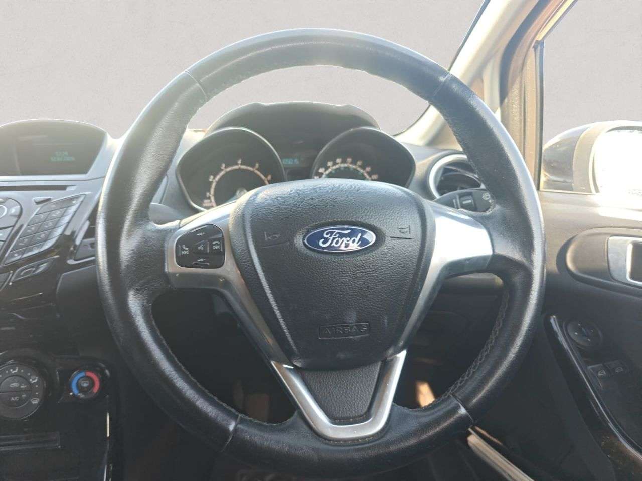 2015 FORD FIESTA 2015 FORD FIESTA