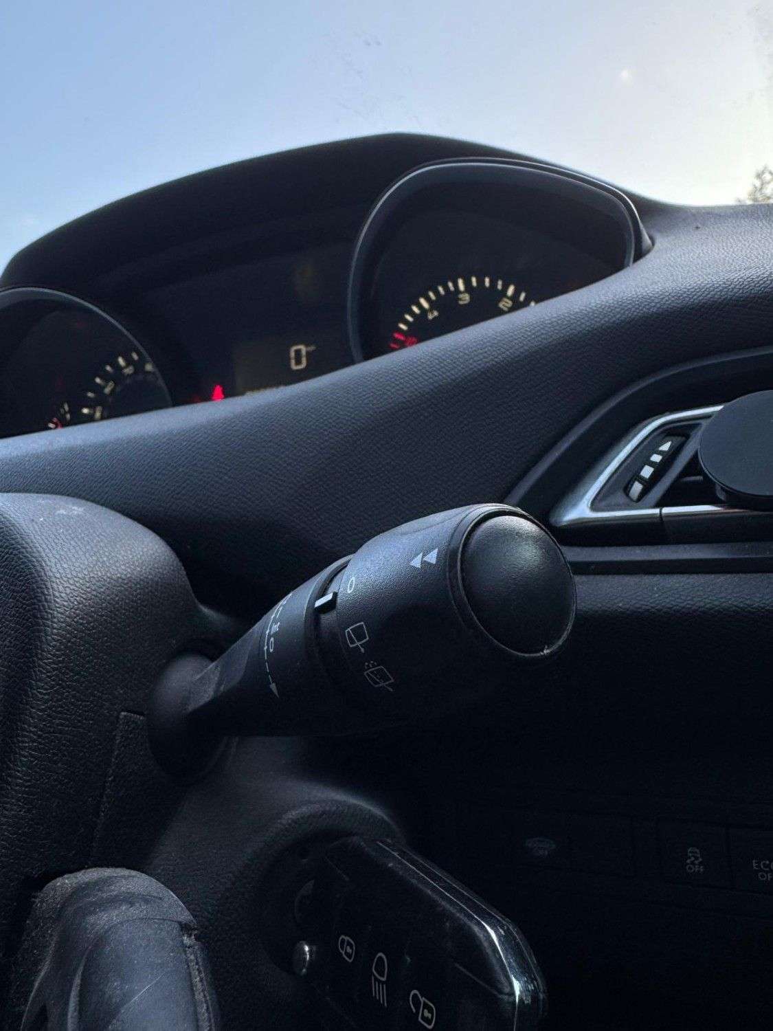 2016 PEUGEOT 308 2016 PEUGEOT 308