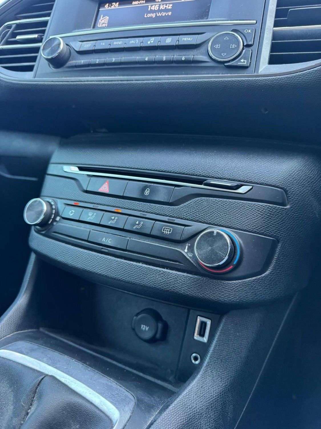 2016 PEUGEOT 308 2016 PEUGEOT 308