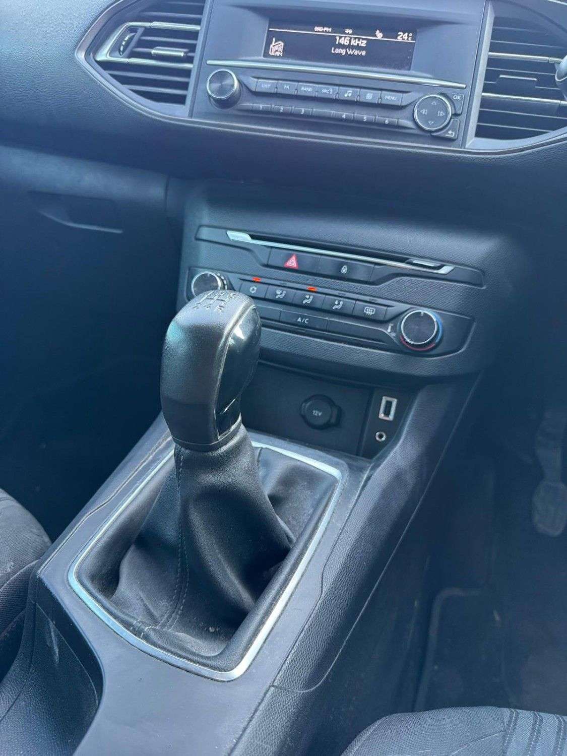 2016 PEUGEOT 308 2016 PEUGEOT 308