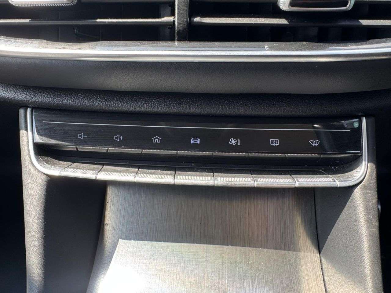 2024 MG MG HS 2024 MG MG HS