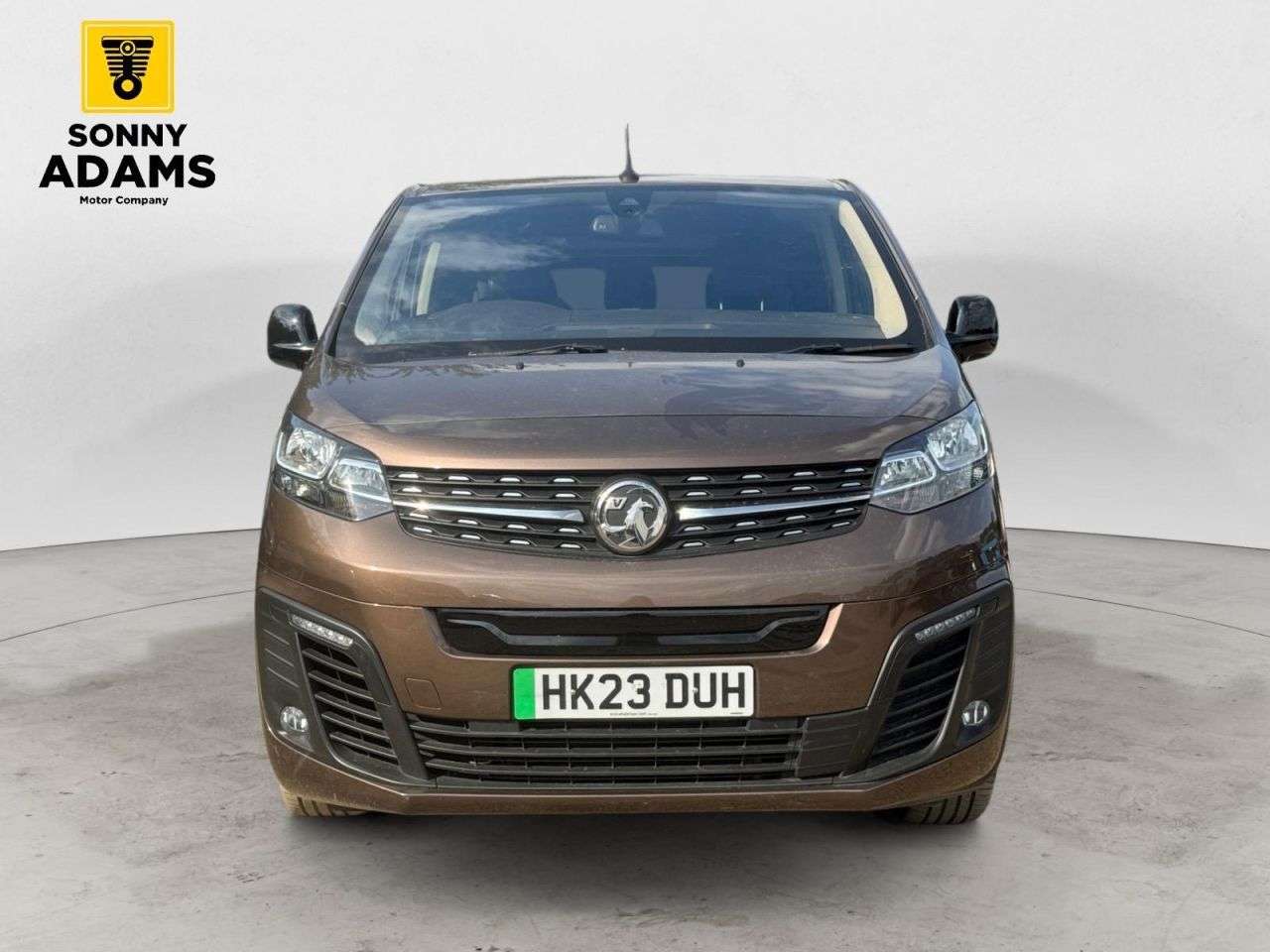 A 2023 VAUXHALL VIVARO LIFE ELECTRIC 50kWh Ultimate MPV 5dr Electric Auto LWB (8 Seat, 11kW Charger) (136 ps) A 2023 VAUXHALL VIVARO LIFE ELECTRIC 50kWh Ultimate MPV 5dr Electric Auto LWB (8 Seat, 11kW Charger) (136 ps)