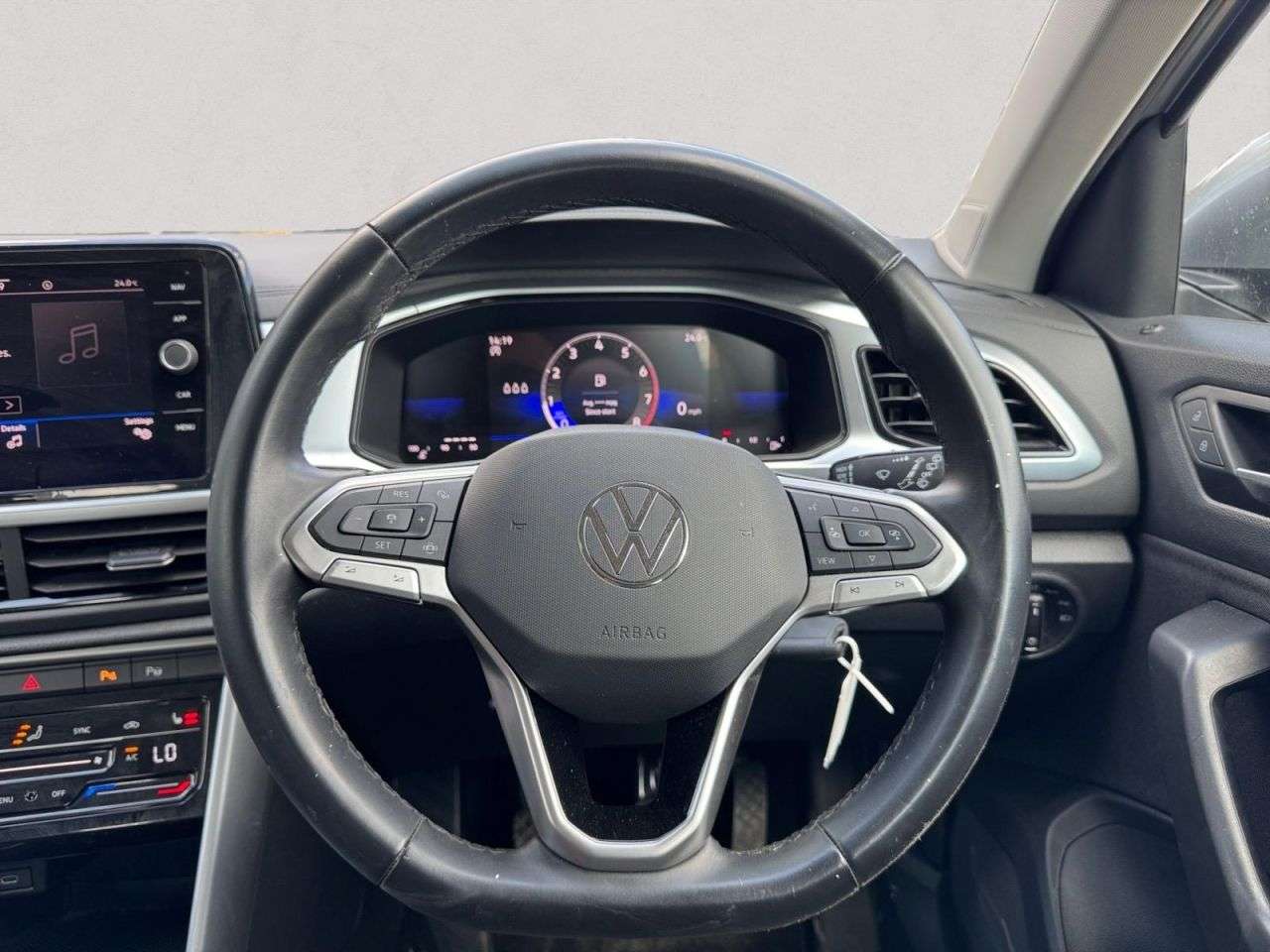 2023 VOLKSWAGEN T-ROC 2023 VOLKSWAGEN T-ROC