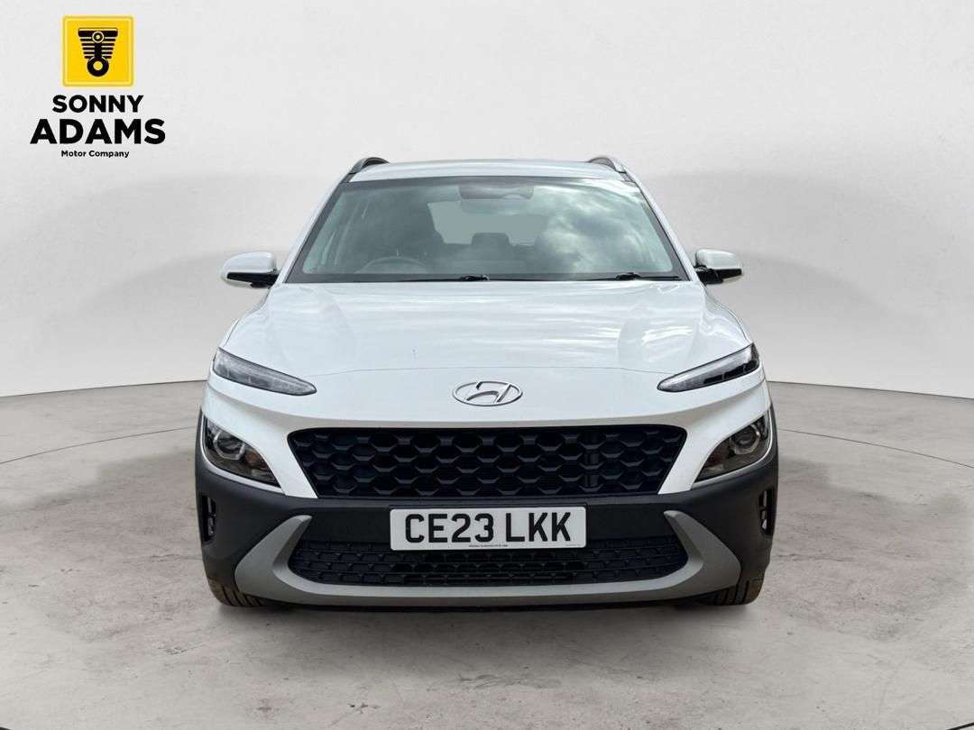 A 2023 HYUNDAI KONA 1.0 T-GDi MHEV SE Connect SUV 5dr Petrol Hybrid Manual Euro 6 (s/s) (120 ps A 2023 HYUNDAI KONA 1.0 T-GDi MHEV SE Connect SUV 5dr Petrol Hybrid Manual Euro 6 (s/s) (120 ps