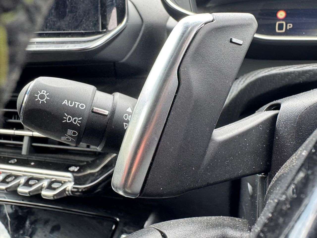 2024 PEUGEOT 2008 2024 PEUGEOT 2008