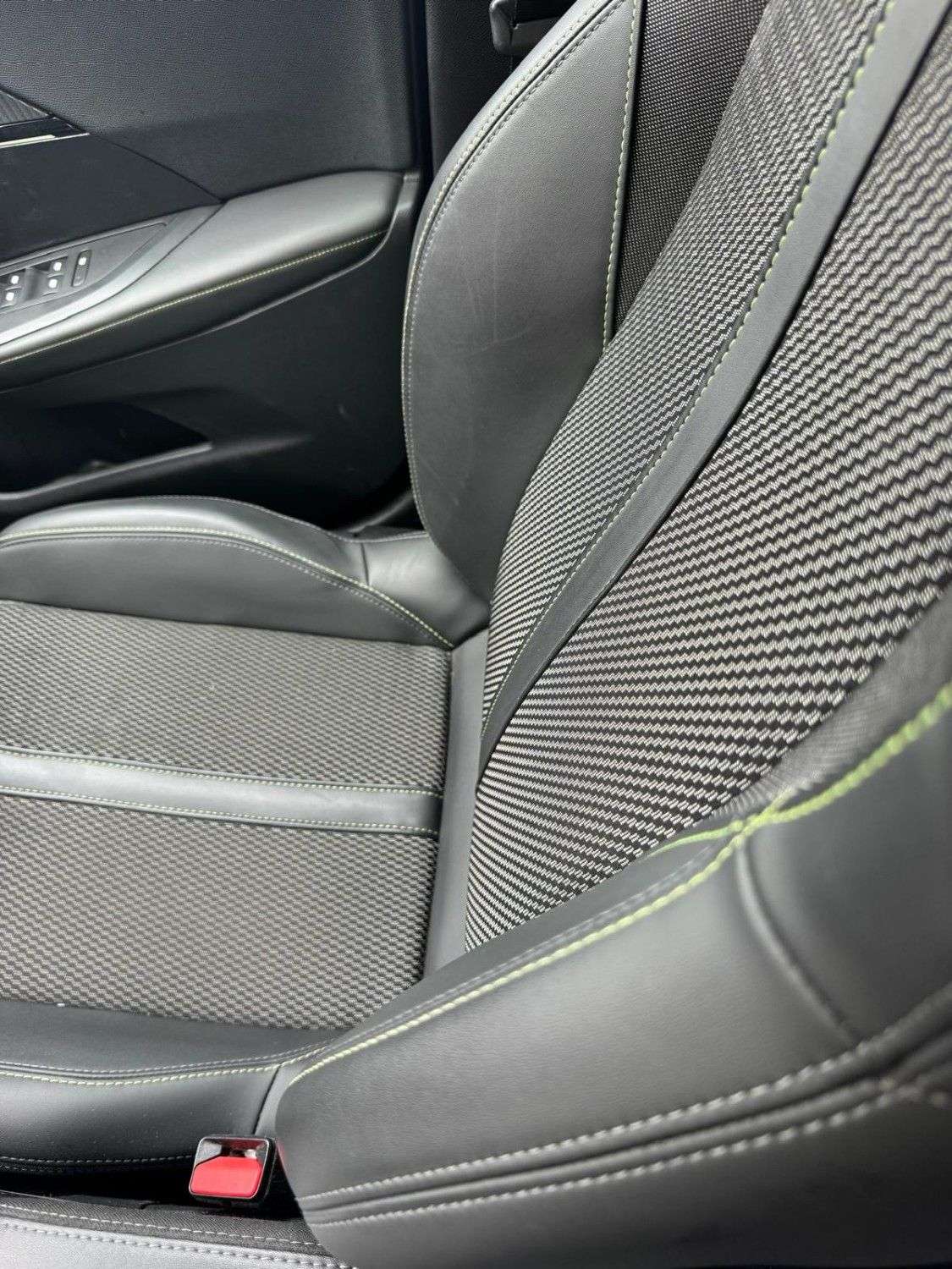 2024 PEUGEOT 2008 2024 PEUGEOT 2008