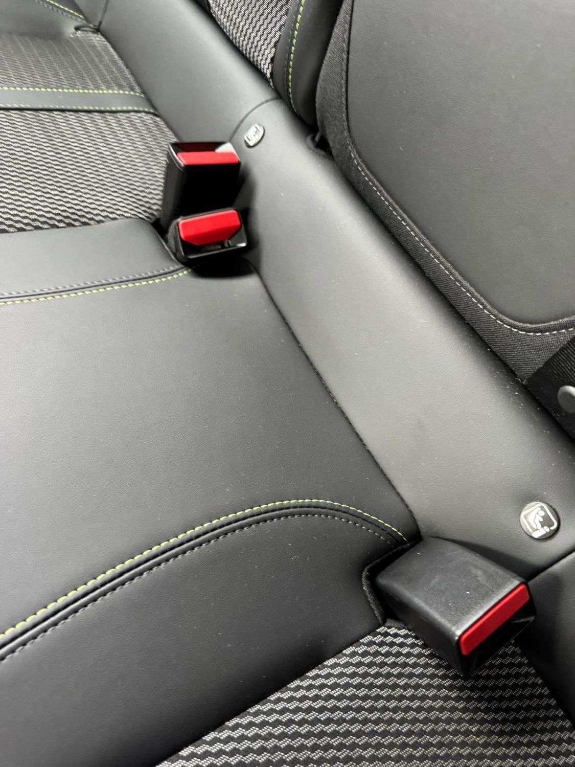 2024 PEUGEOT 2008 2024 PEUGEOT 2008