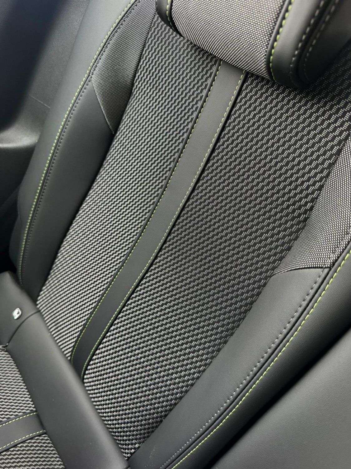 2024 PEUGEOT 2008 2024 PEUGEOT 2008
