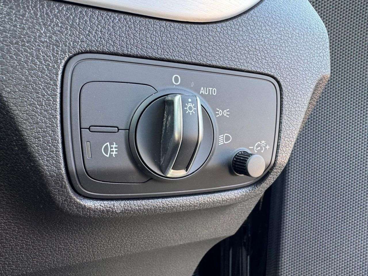 2023 AUDI Q2 2023 AUDI Q2