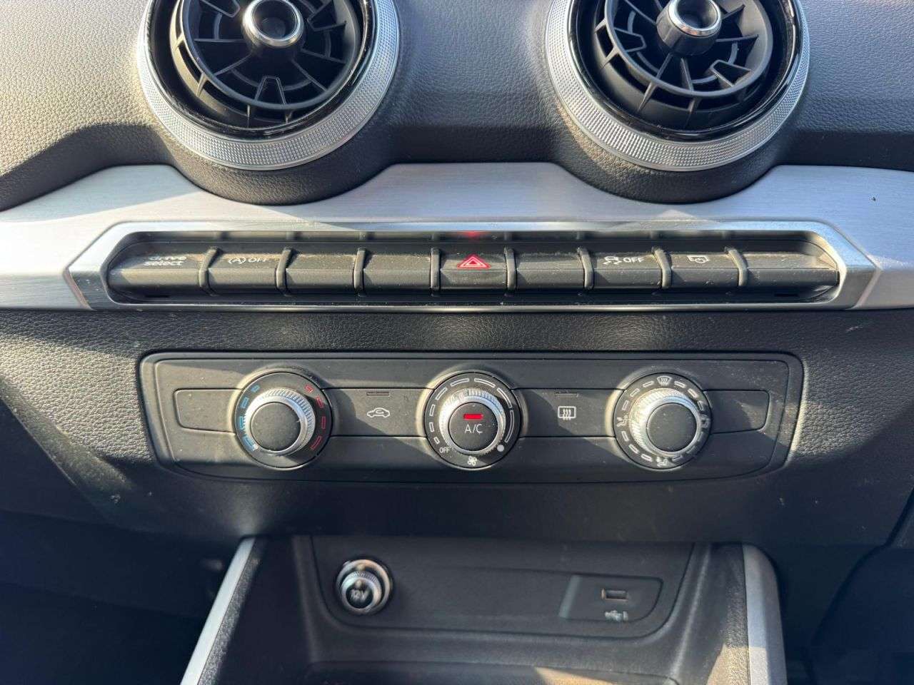2023 AUDI Q2 2023 AUDI Q2