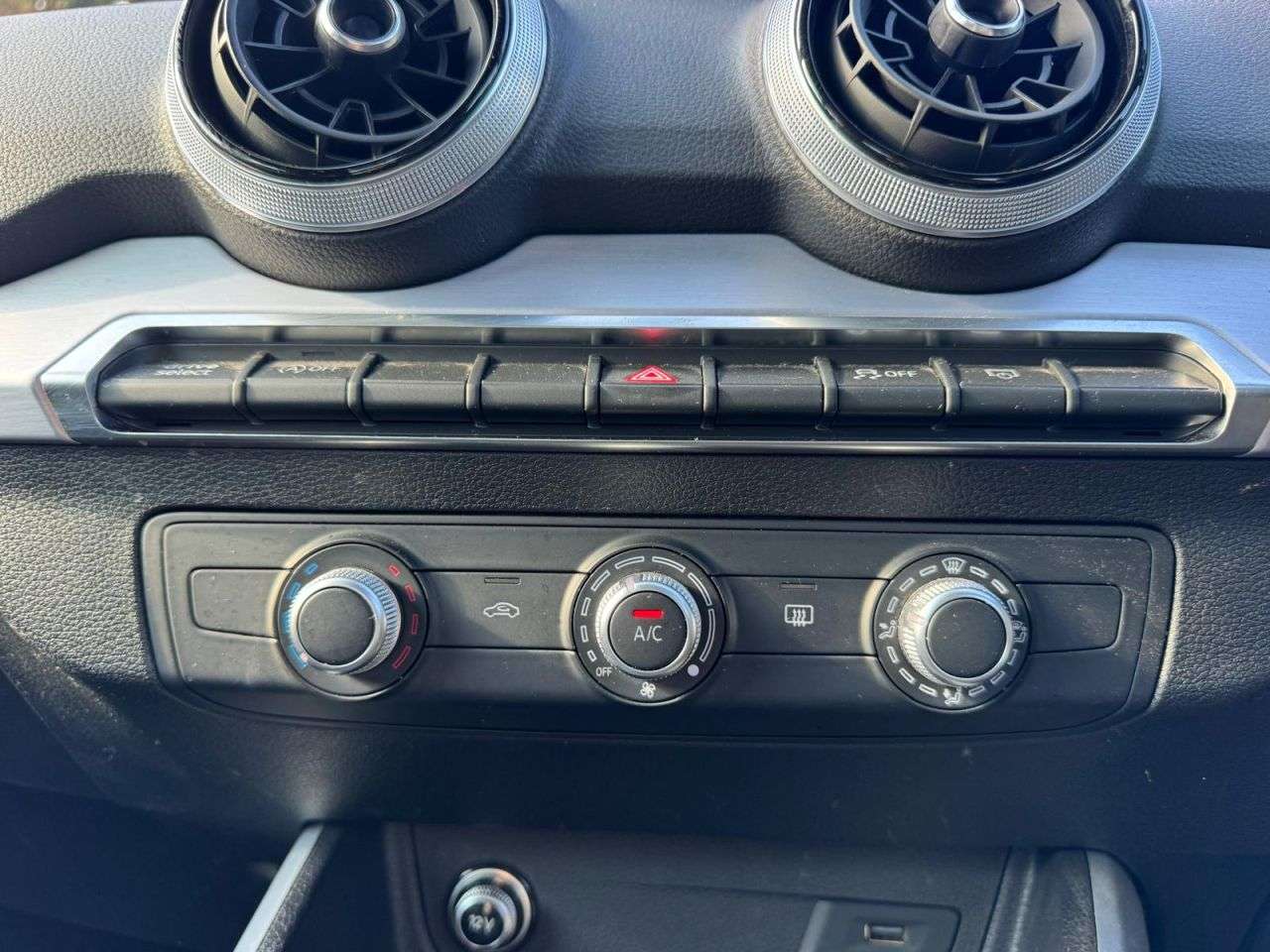 2023 AUDI Q2 2023 AUDI Q2