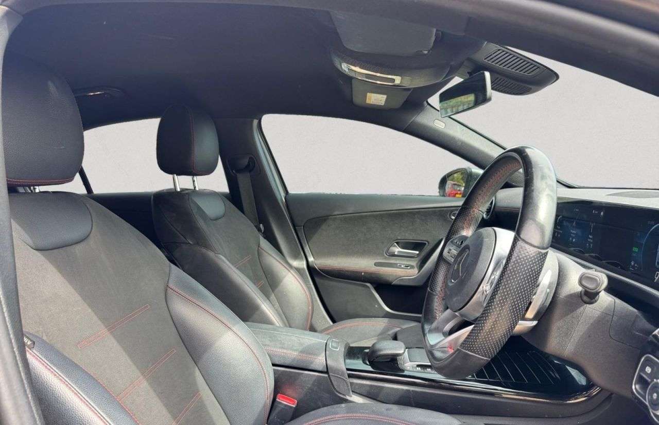 2021 MERCEDES-BENZ A CLASS 2021 MERCEDES-BENZ A CLASS