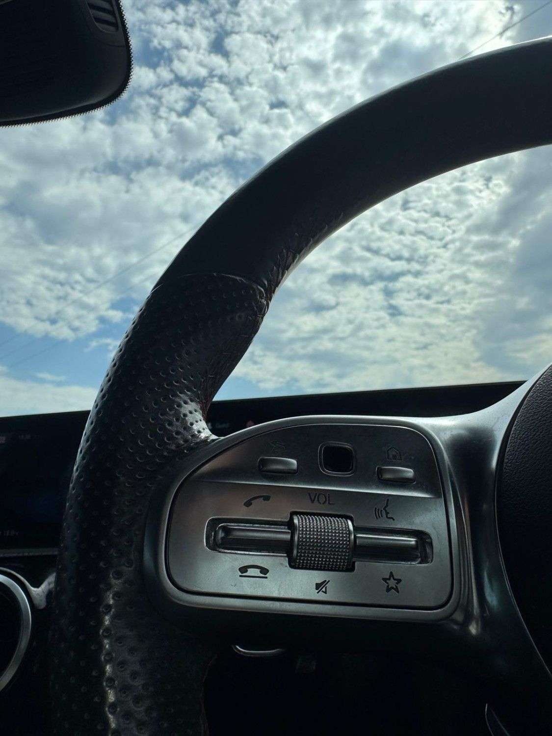 2021 MERCEDES-BENZ A CLASS 2021 MERCEDES-BENZ A CLASS