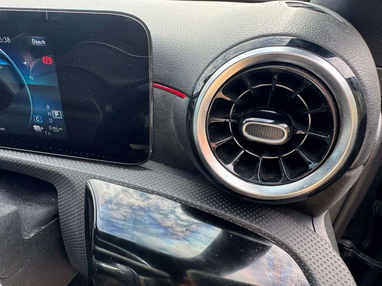 2021 MERCEDES-BENZ A CLASS 2021 MERCEDES-BENZ A CLASS