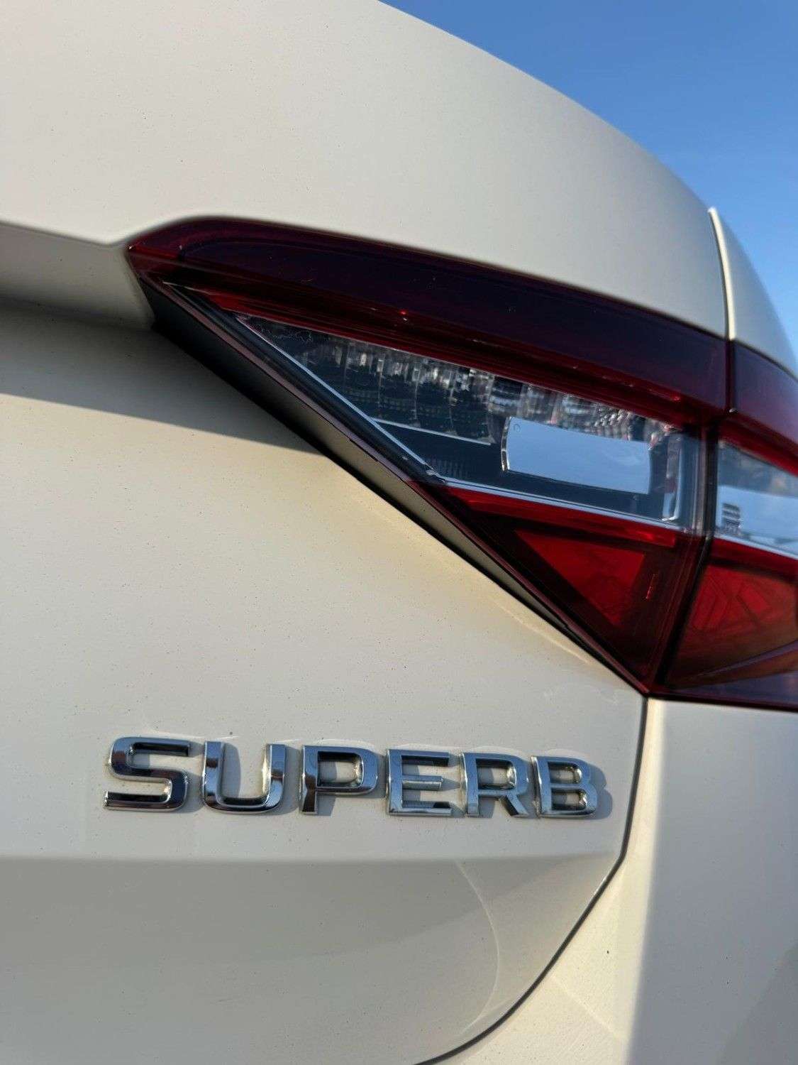 2017 SKODA SUPERB 2017 SKODA SUPERB