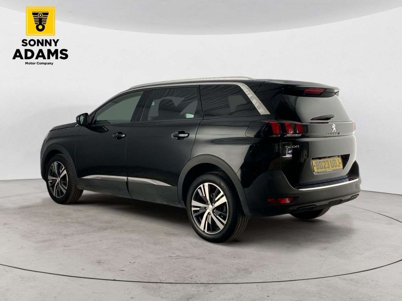 2023 PEUGEOT 5008 2023 PEUGEOT 5008