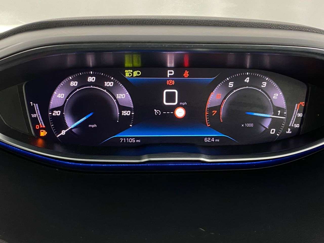 2023 PEUGEOT 5008 2023 PEUGEOT 5008