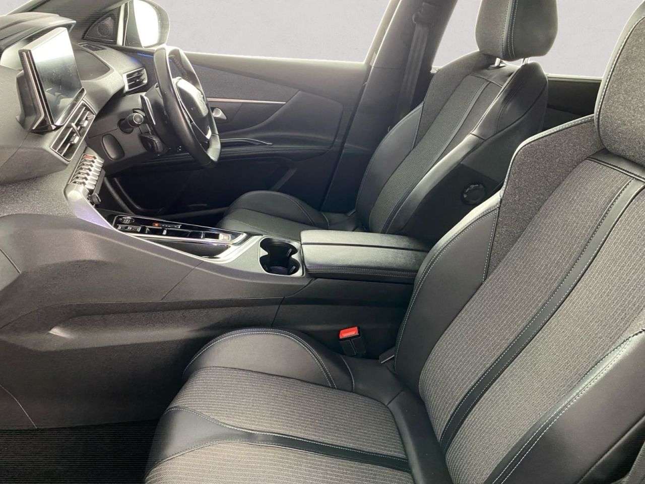 2023 PEUGEOT 5008 2023 PEUGEOT 5008