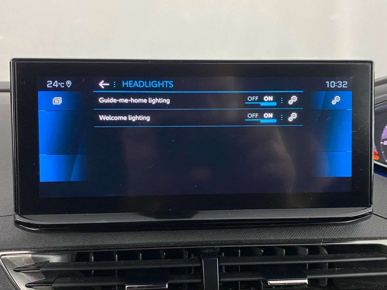 2023 PEUGEOT 5008 2023 PEUGEOT 5008