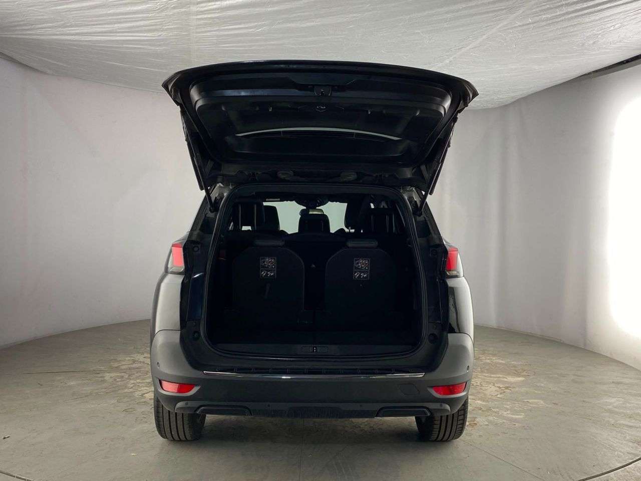 2023 PEUGEOT 5008 2023 PEUGEOT 5008