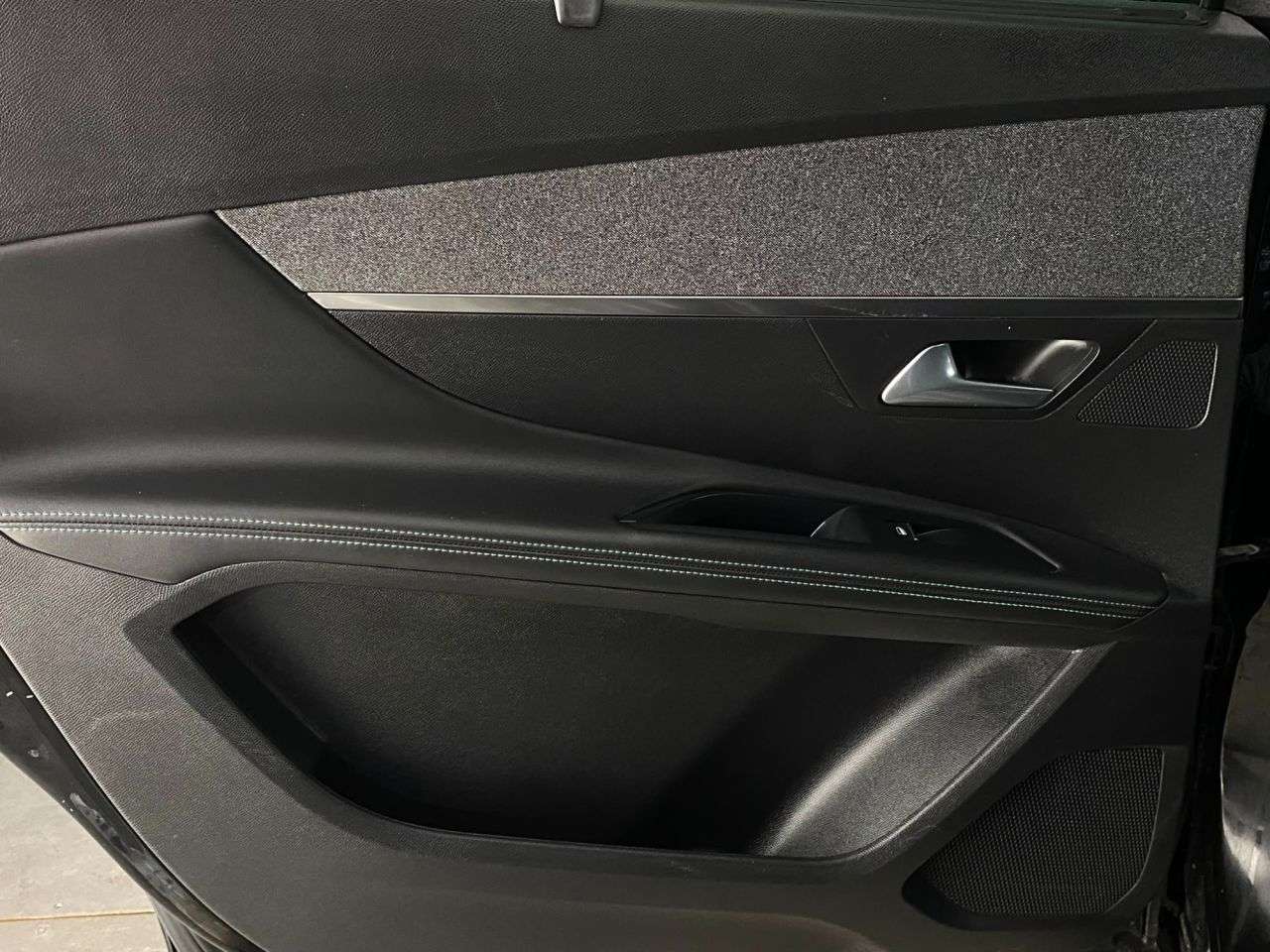2023 PEUGEOT 5008 2023 PEUGEOT 5008