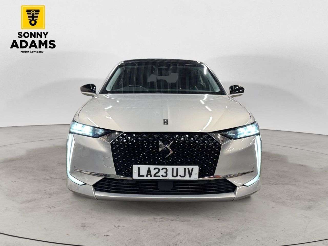 A 2023 DS AUTOMOBILES DS 4 1.2 PureTech Trocadero Hatchback 5dr Petrol EAT8 Euro 6 (s/s) (130 ps) A 2023 DS AUTOMOBILES DS 4 1.2 PureTech Trocadero Hatchback 5dr Petrol EAT8 Euro 6 (s/s) (130 ps)