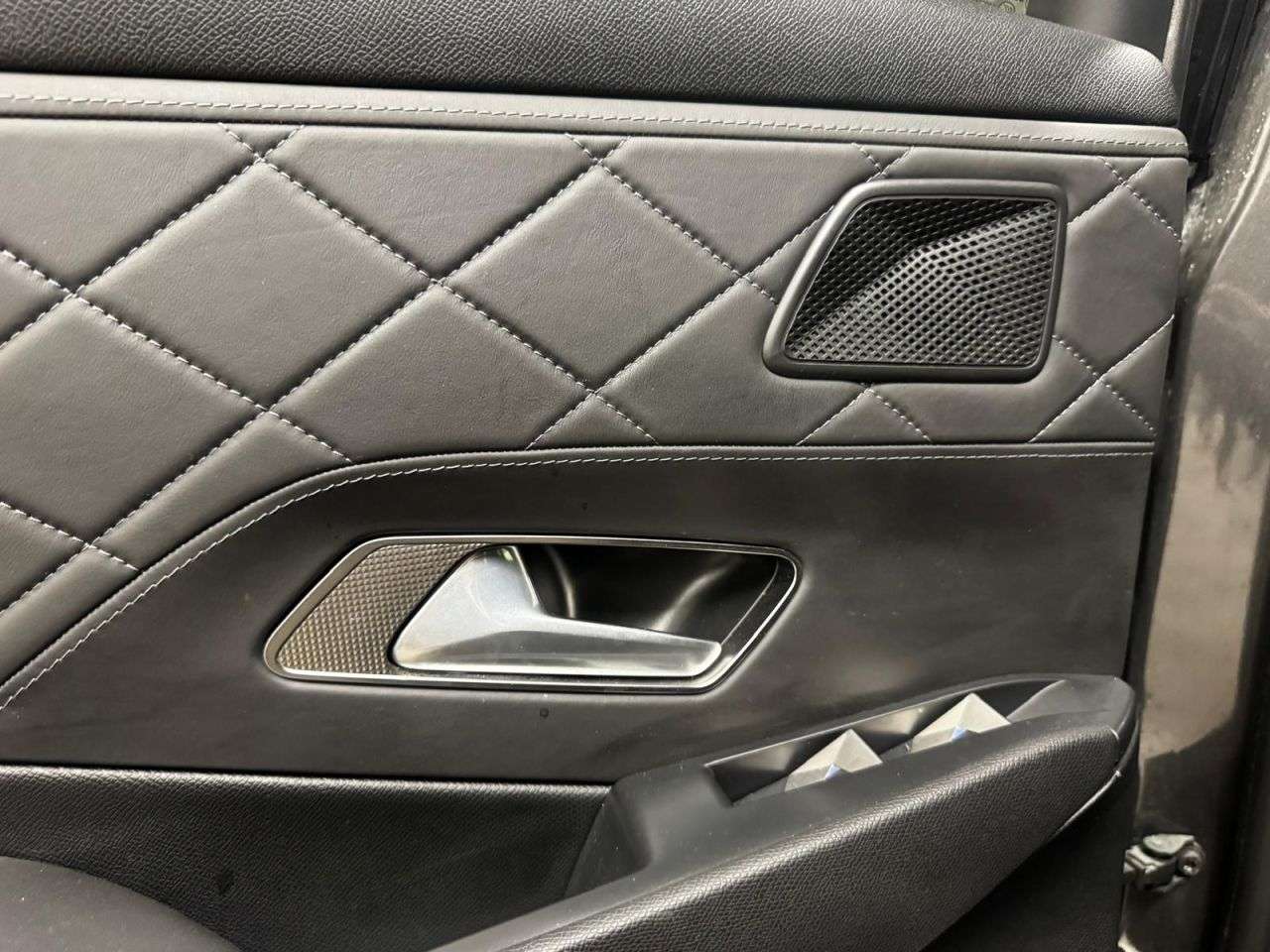 2019 DS AUTOMOBILES DS 7 CROSSBACK 2019 DS AUTOMOBILES DS 7 CROSSBACK