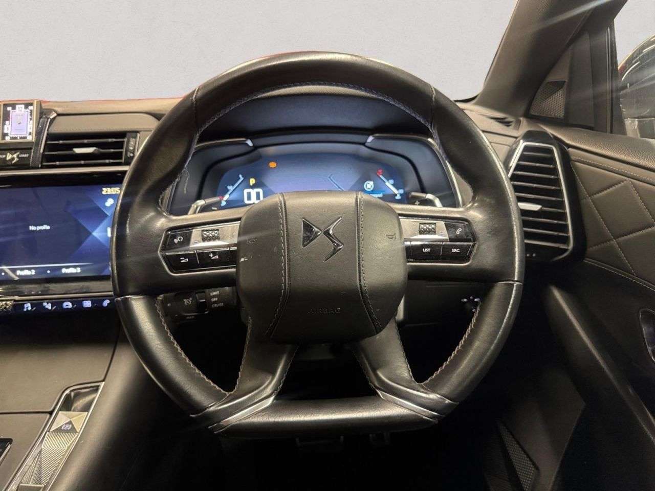 2019 DS AUTOMOBILES DS 7 CROSSBACK 2019 DS AUTOMOBILES DS 7 CROSSBACK