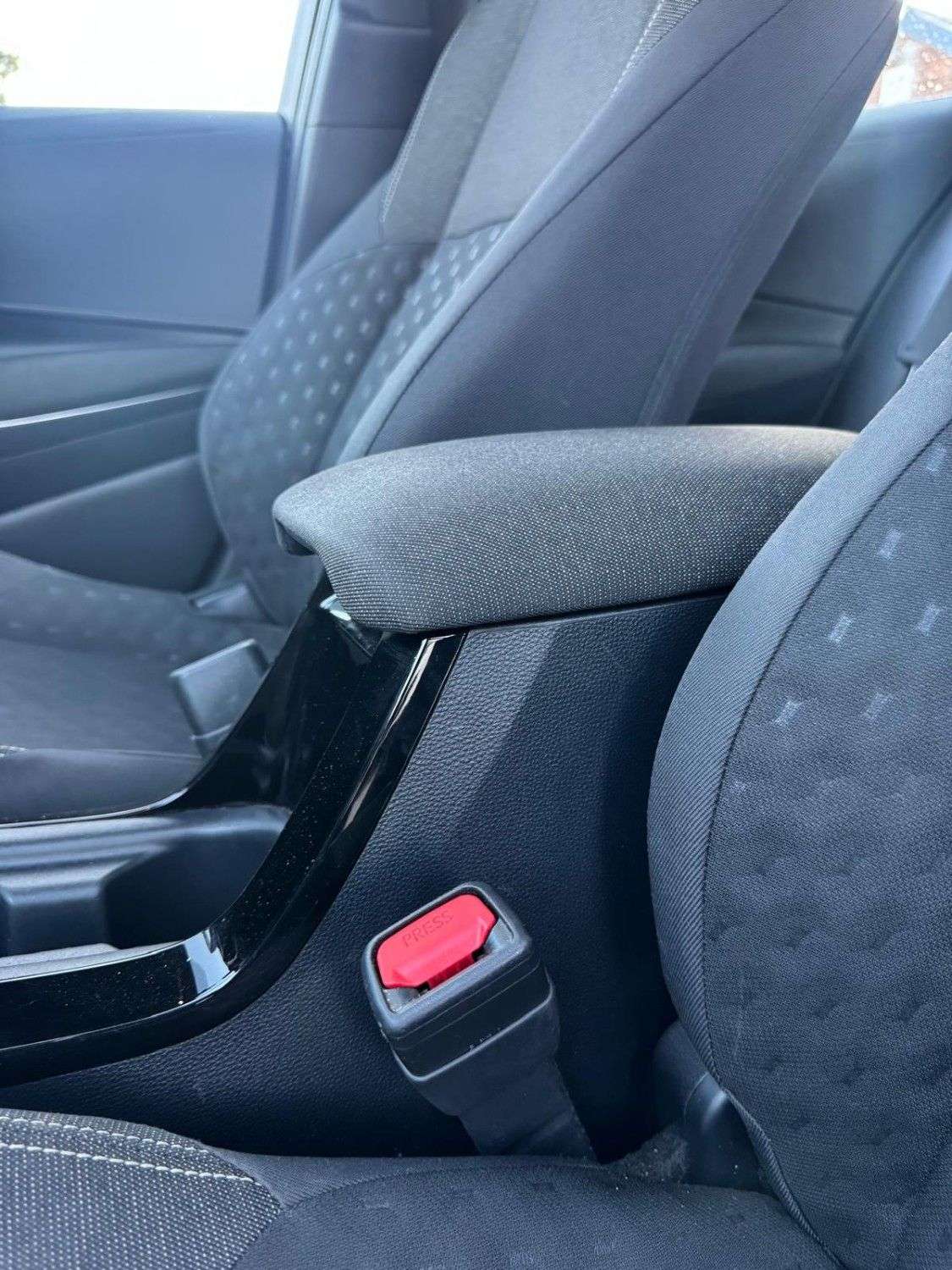 2023 TOYOTA COROLLA 2023 TOYOTA COROLLA