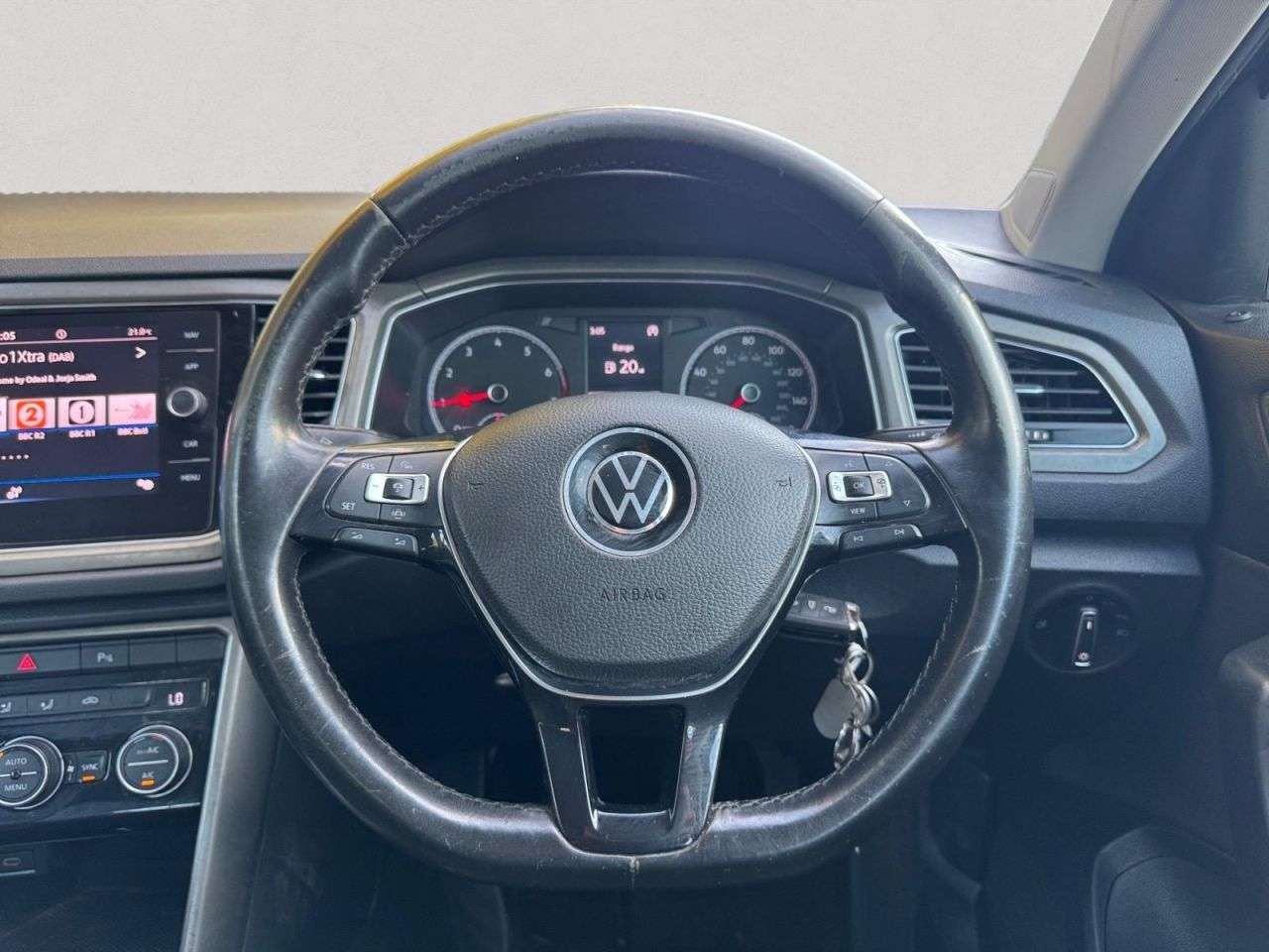 2021 VOLKSWAGEN T-ROC 2021 VOLKSWAGEN T-ROC