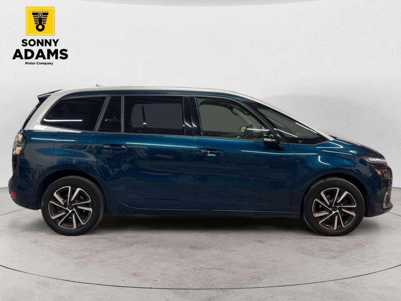 A 2022 CITROEN GRAND C4 SPACETOURER 1.2 PureTech Shine MPV 5dr Petrol EAT8 Euro 6 (s/s) (130 ps) A 2022 CITROEN GRAND C4 SPACETOURER 1.2 PureTech Shine MPV 5dr Petrol EAT8 Euro 6 (s/s) (130 ps)