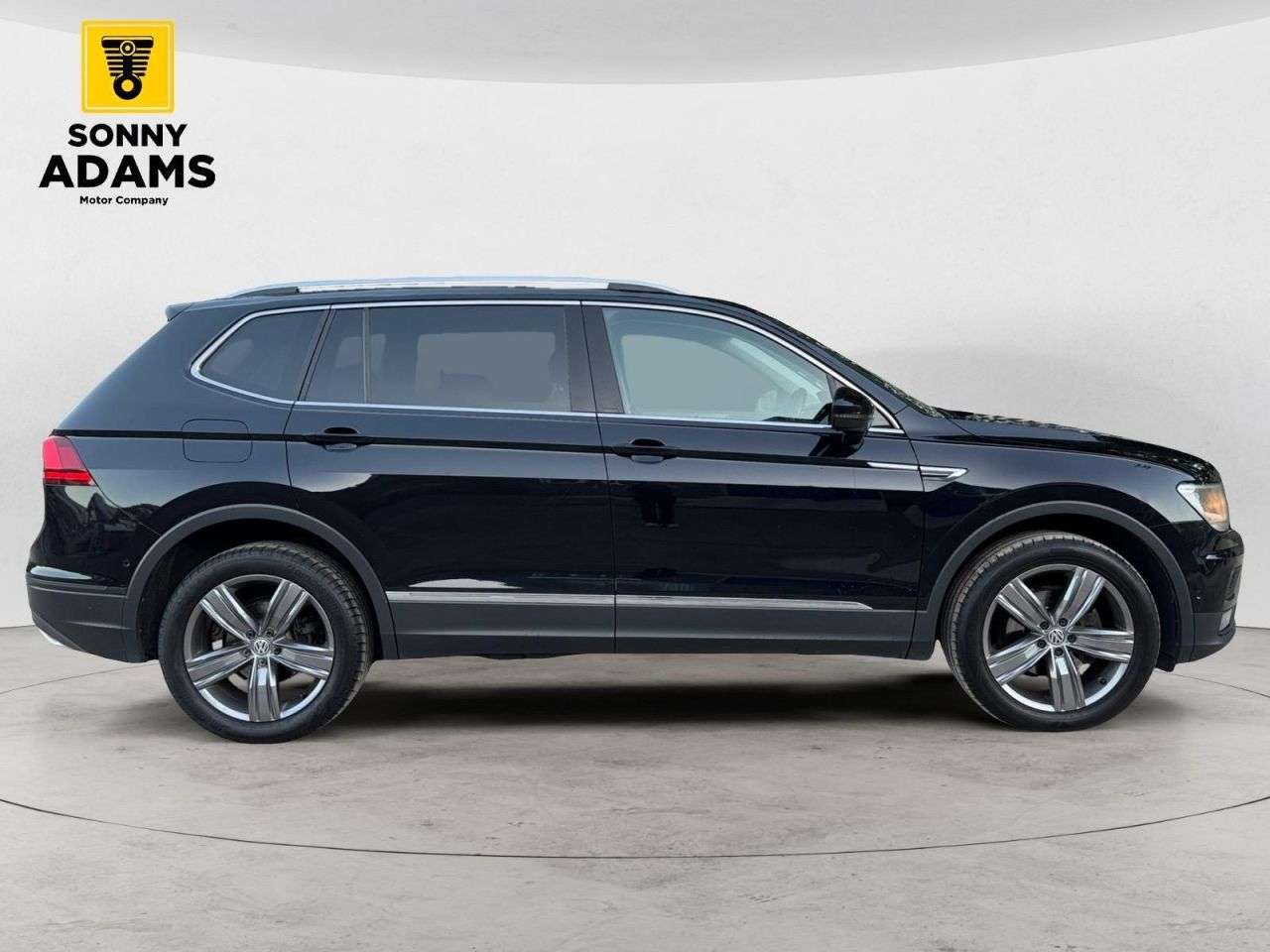 A 2021 VOLKSWAGEN TIGUAN ALLSPACE 1.5 TSI EVO Match SUV 5dr Petrol DSG Euro 6 (s/s) (150 ps) A 2021 VOLKSWAGEN TIGUAN ALLSPACE 1.5 TSI EVO Match SUV 5dr Petrol DSG Euro 6 (s/s) (150 ps)
