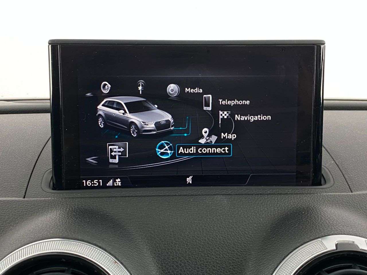 2017 AUDI A3 2017 AUDI A3
