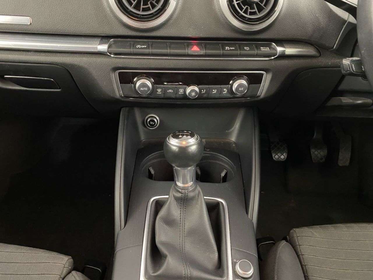 2017 AUDI A3 2017 AUDI A3