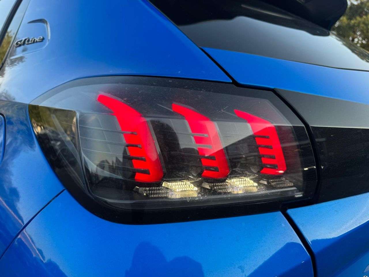 2020 PEUGEOT 208 2020 PEUGEOT 208