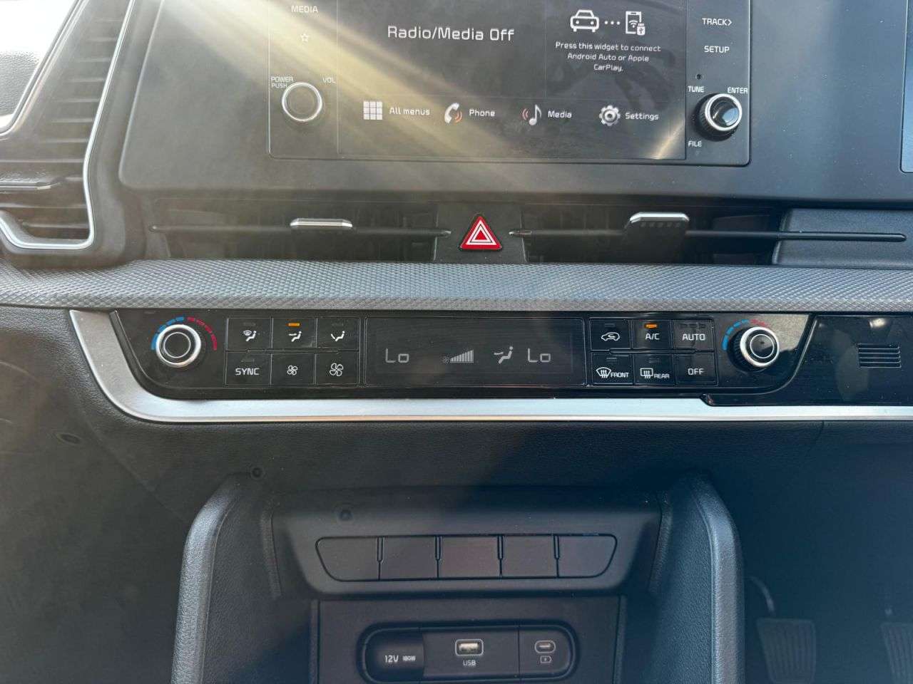 2023 KIA SPORTAGE 2023 KIA SPORTAGE